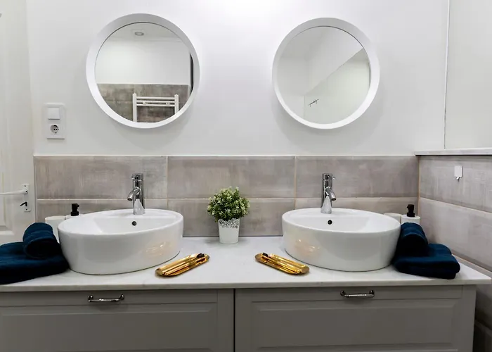 La Racha - By Agada *