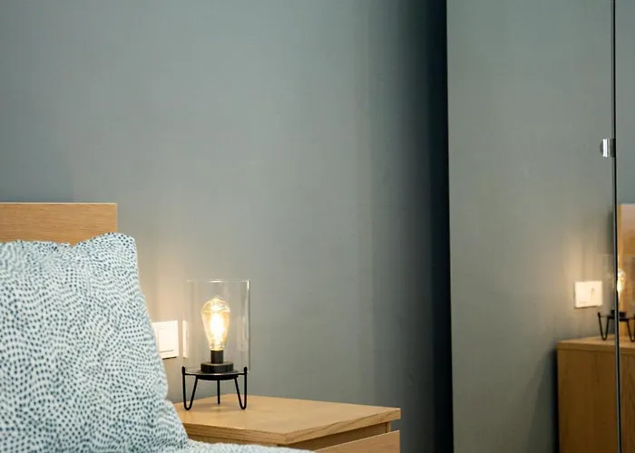 La Racha - By Agada Budapesta