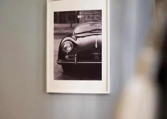 La Racha - By Agada Budapesta