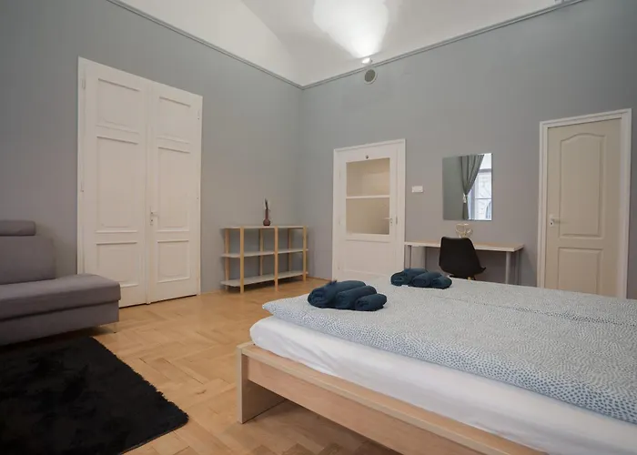 La Racha - By Agada * Budapesta