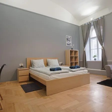 La Racha - By Agada * Budapest